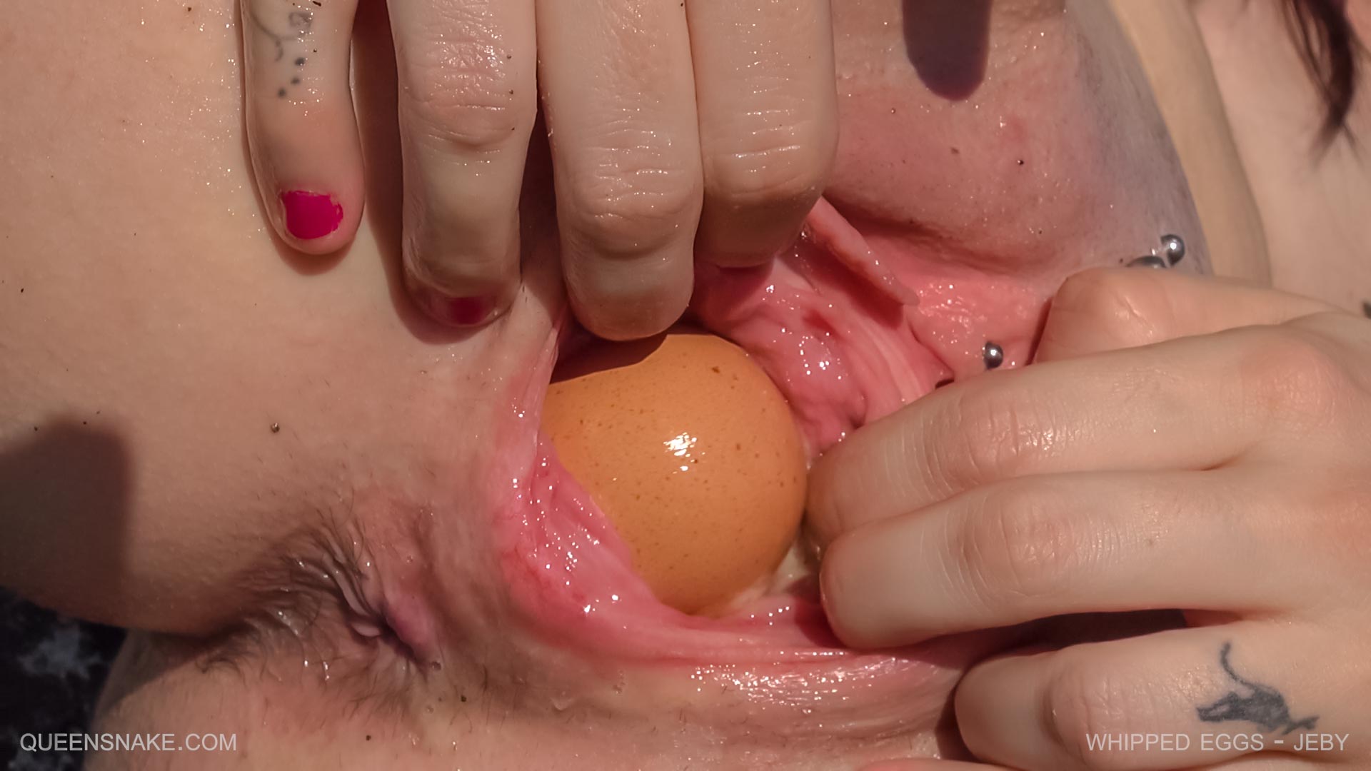Порно Видео Яйца В Пизде